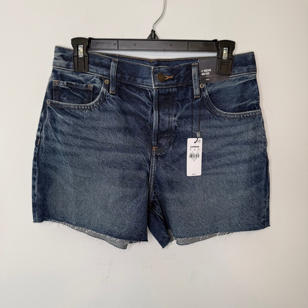 Express Mid Rise Rigid Shorts 4 - Picture 2 of 6